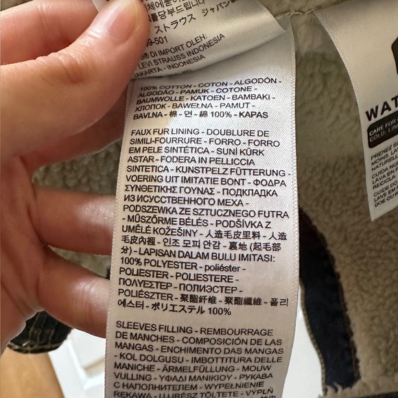 Levi’s Denim Sherpa Trucker Jacket, Dark Blue, Size XL - Picture 15 of 16